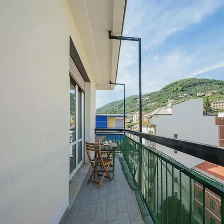 Enrico Lejlighed Chiavari